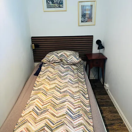 Fresh & Small Bedroom Near Centre Rum i privatbostad Stavanger